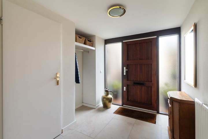 Foto 18 van Stokroos 28