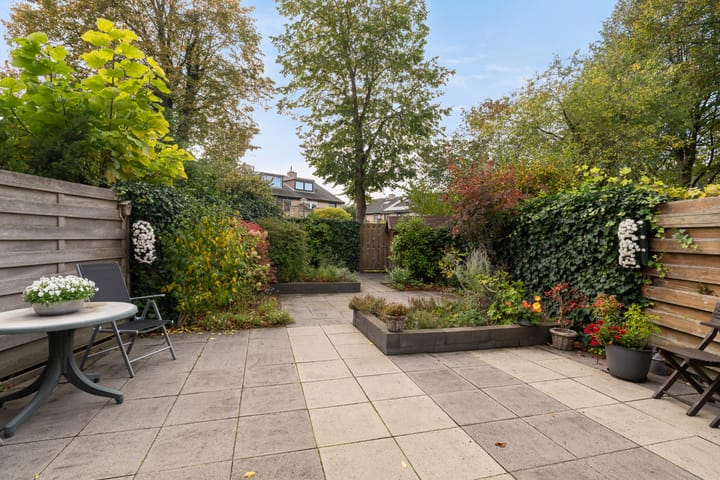 Foto 31 van Stokroos 28