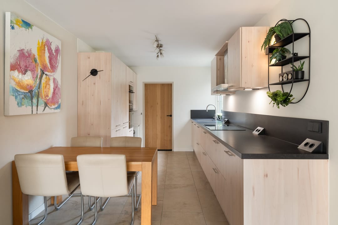 Foto 41 van Stokroos 28