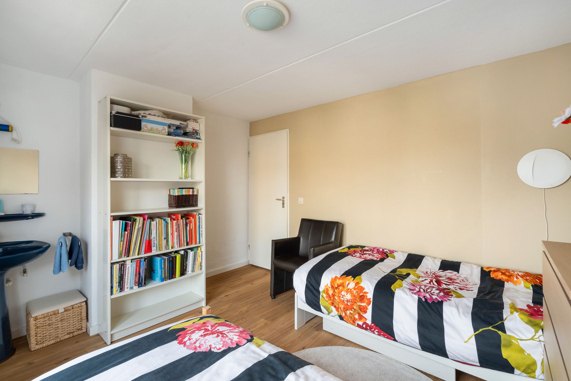 Foto 54 van Stokroos 28