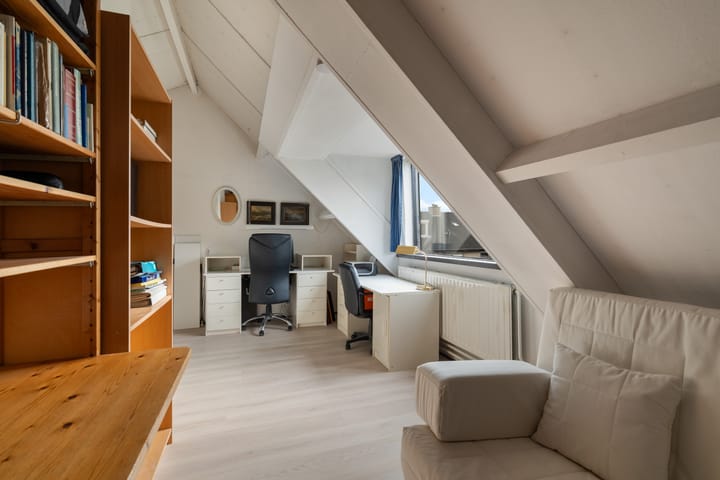 Foto 63 van Stokroos 28