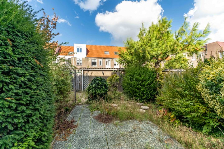 Foto 14 van Zuiderstraat 240