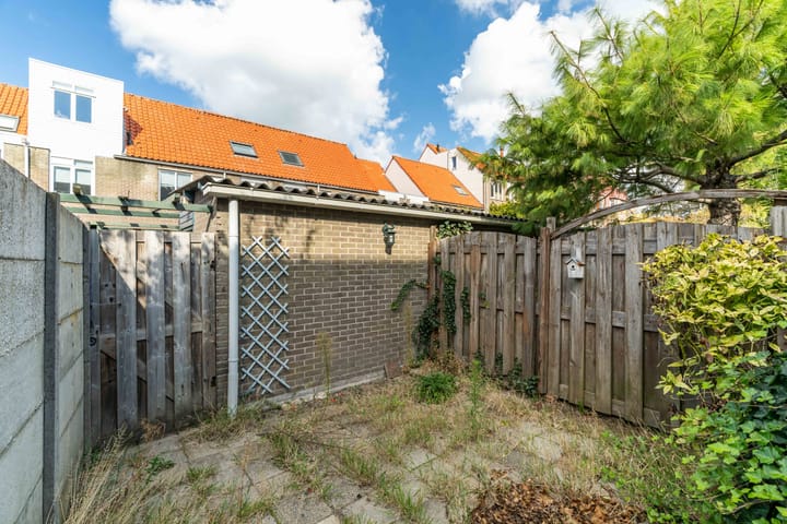 Foto 16 van Zuiderstraat 240