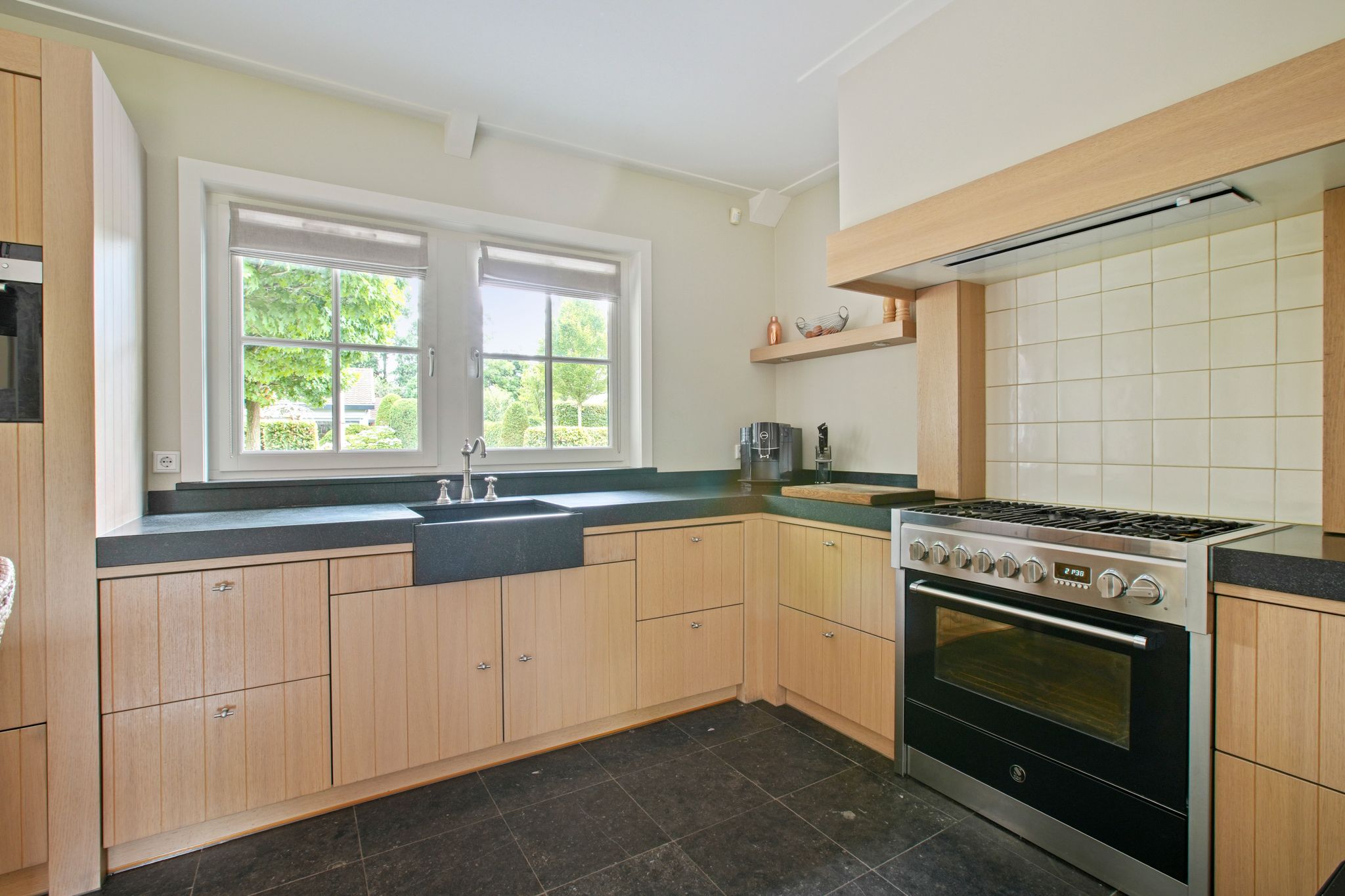 Foto 18 van Korte Langewijnseweg 10