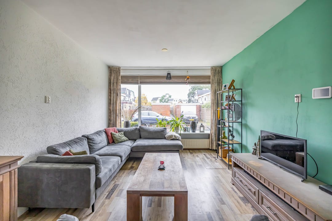 Photo 13 of Julianastraat 23