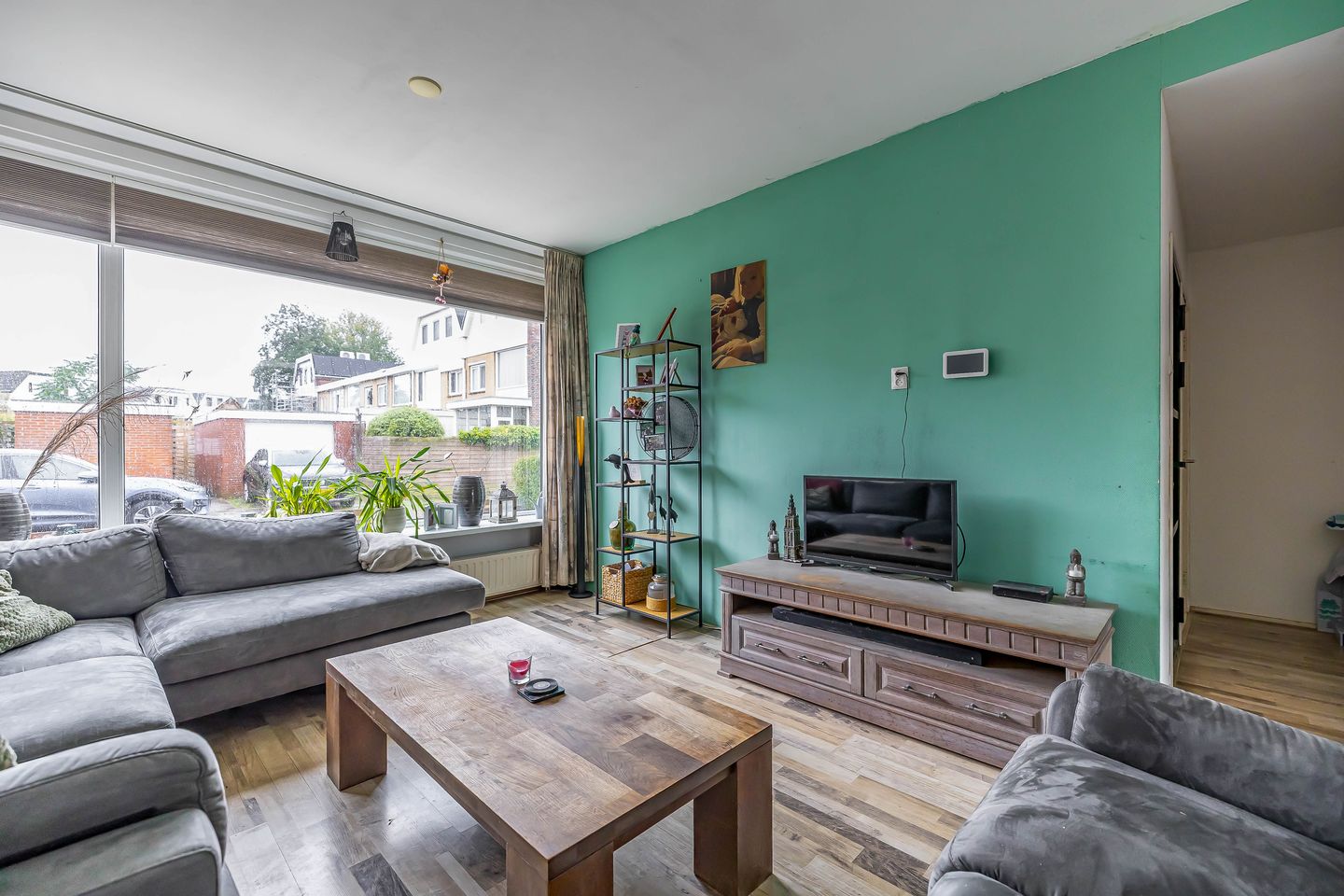 Photo 14 of Julianastraat 23