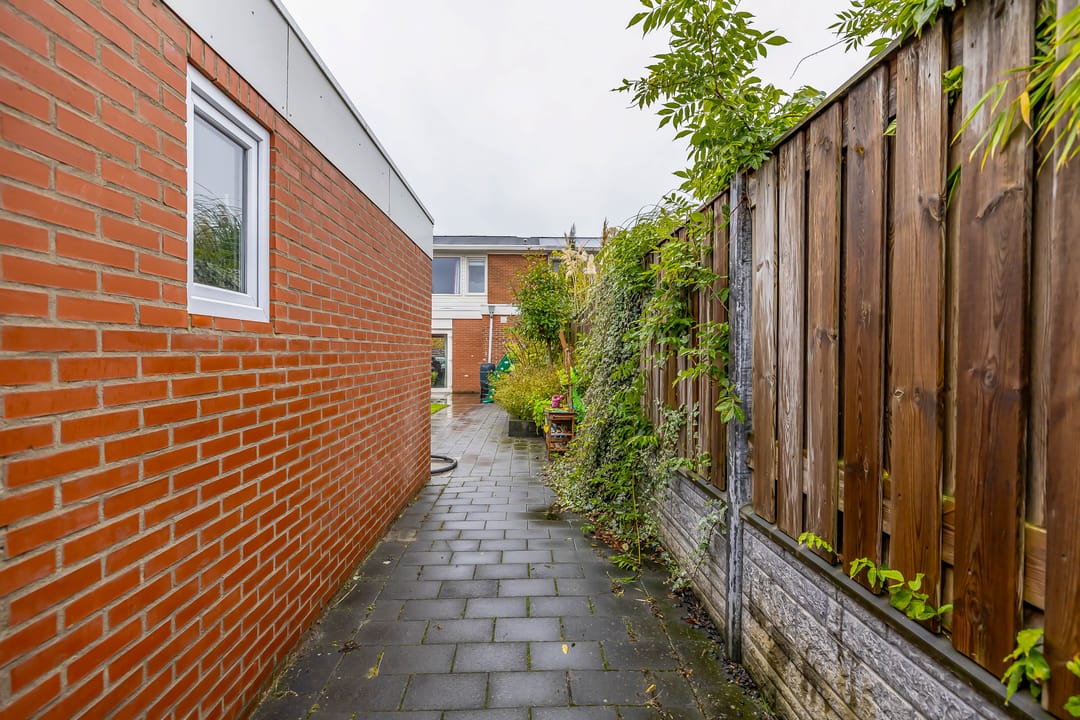 Photo 23 of Julianastraat 23