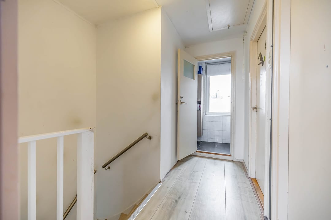 Photo 31 of Julianastraat 23