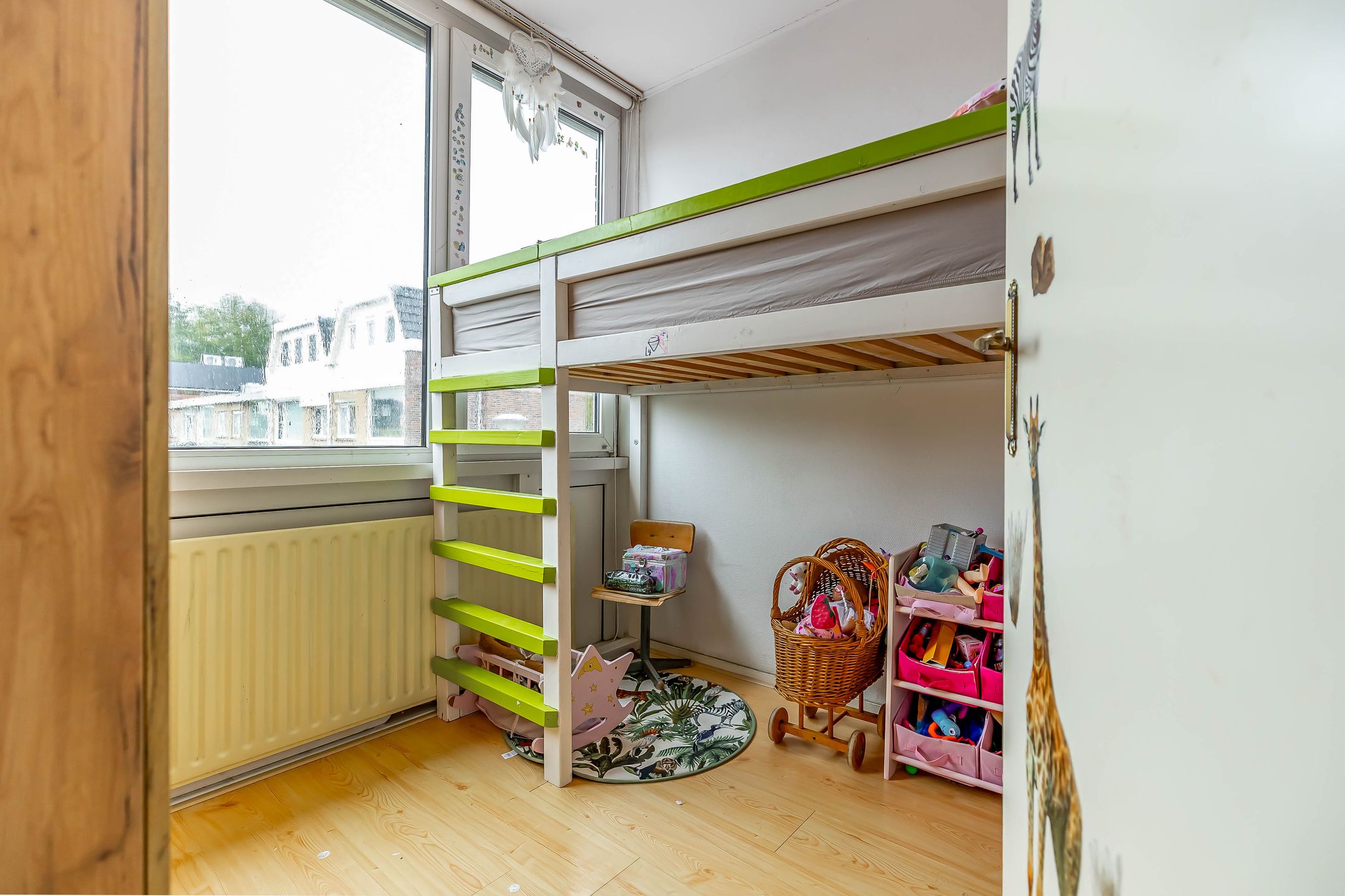 Photo 33 of Julianastraat 23