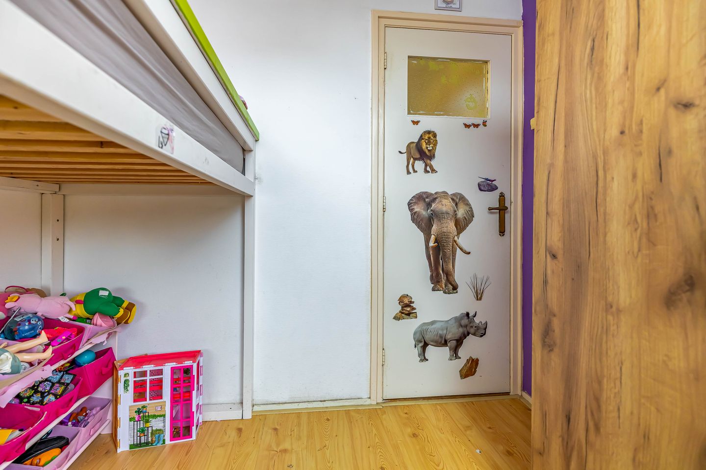 Photo 34 of Julianastraat 23