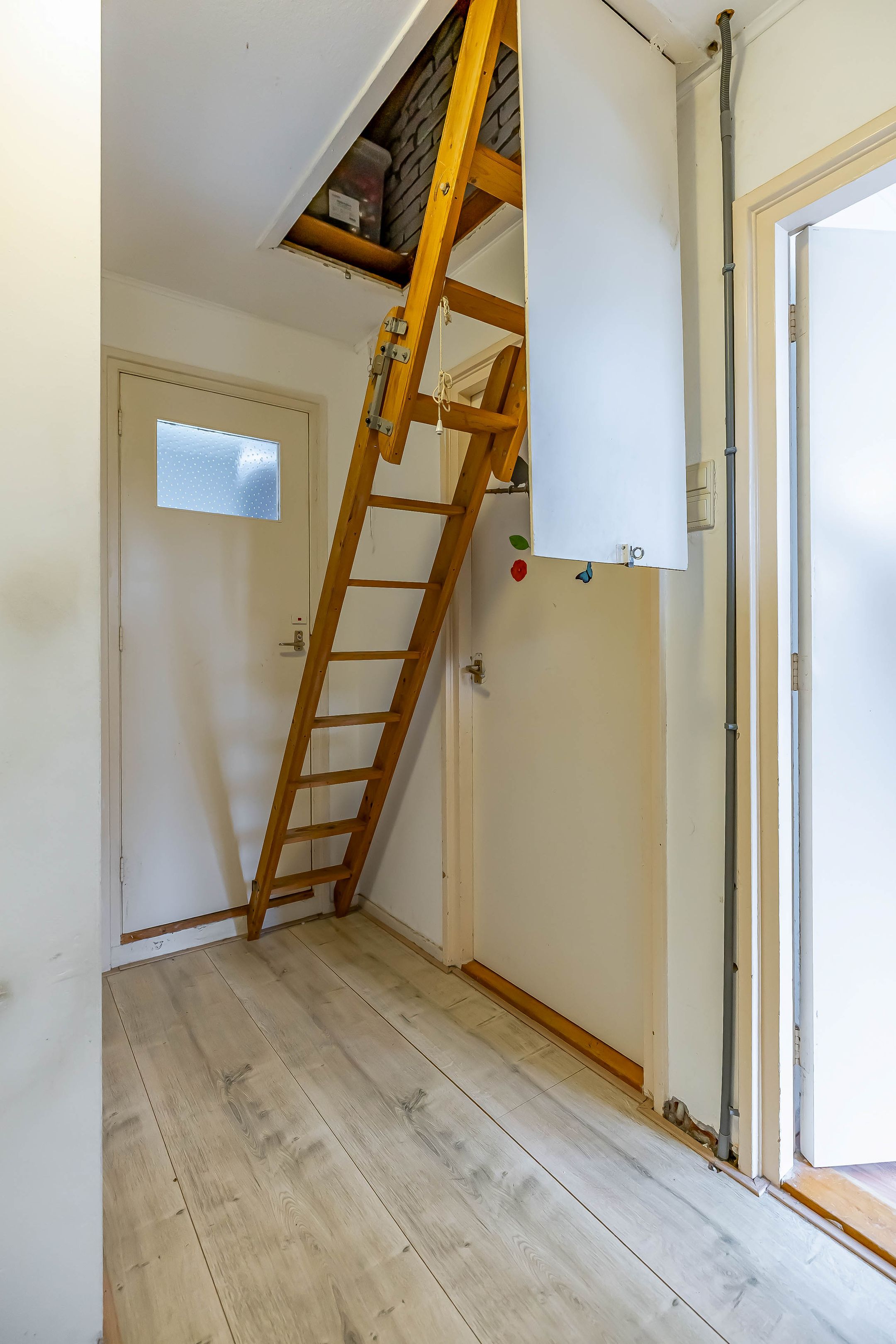 Photo 39 of Julianastraat 23