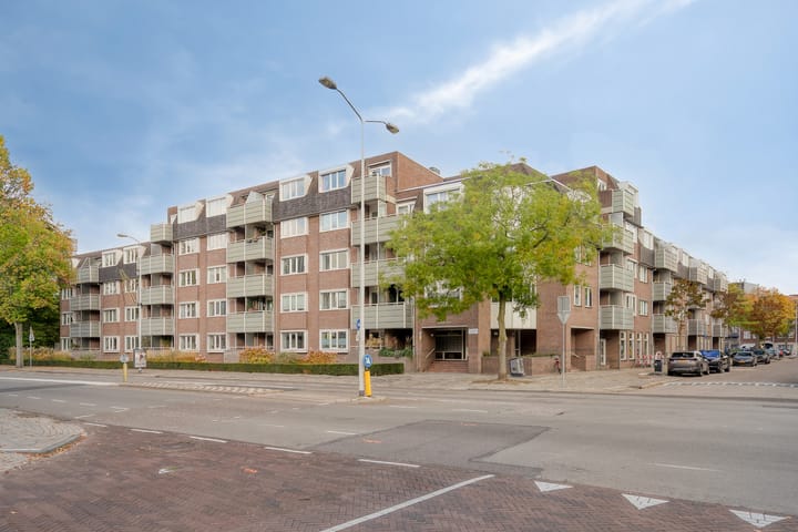 Foto 23 van P Czn Hooftlaan 29