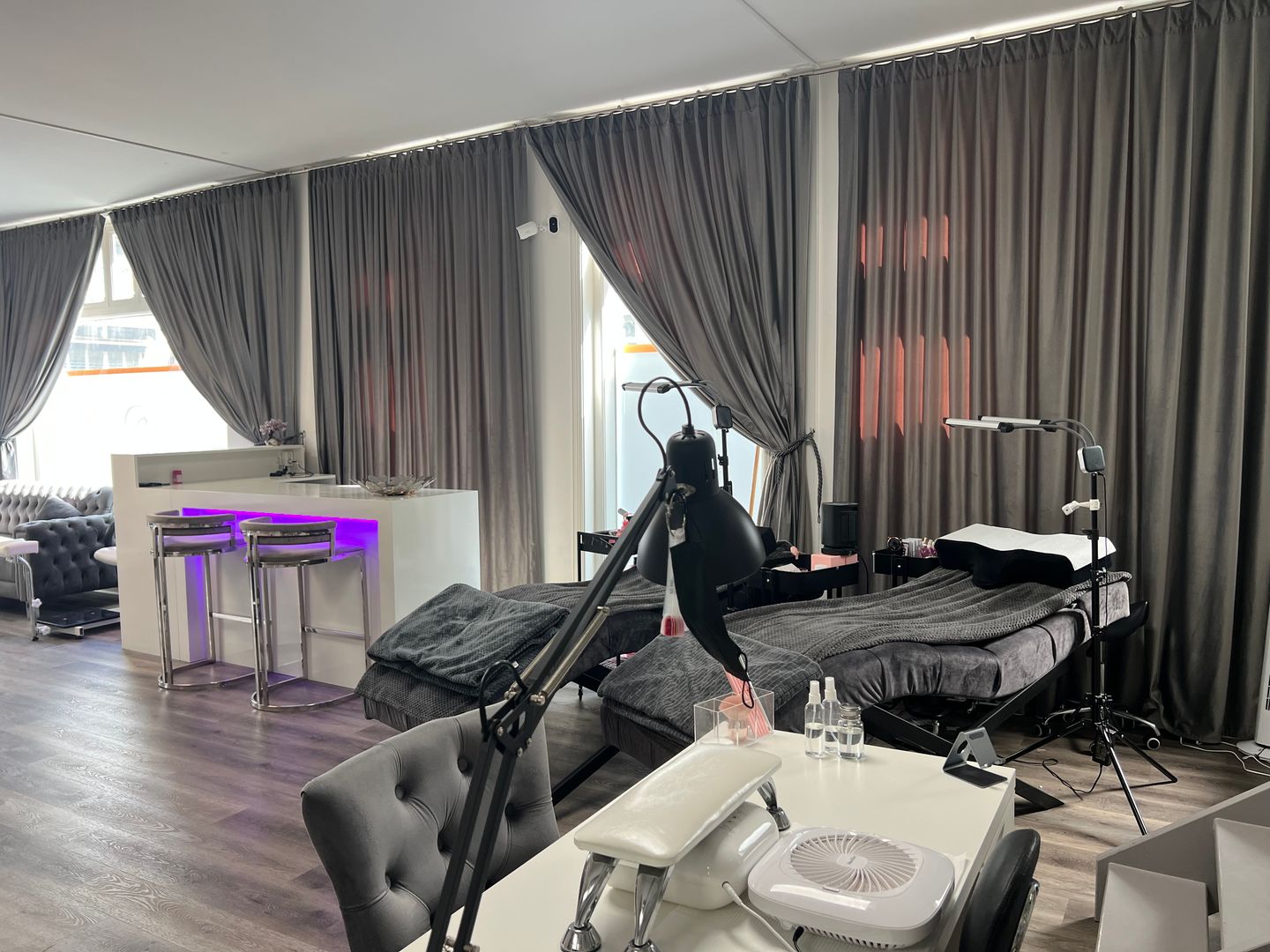 View photo 3 of Van Oldenbarneveltstraat 142-A