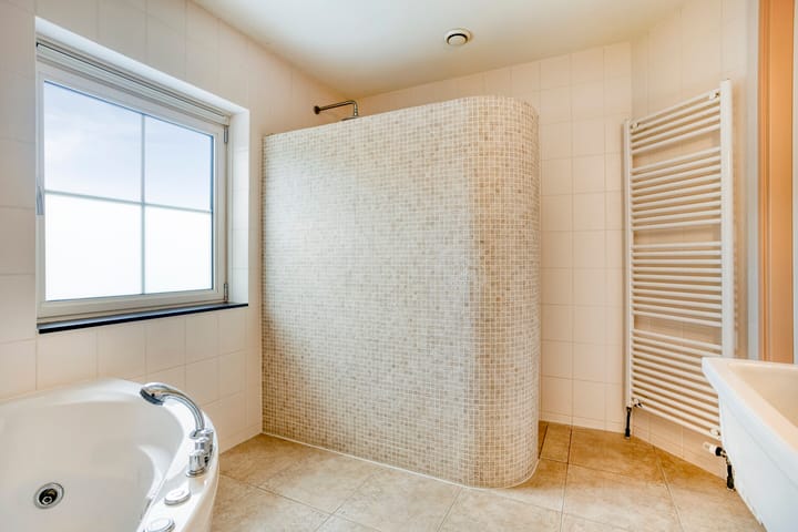 Foto 27 van Maasweg 47-A