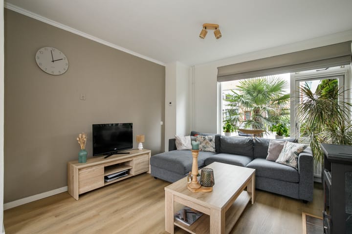 Foto 16 van Zalmstraat 12