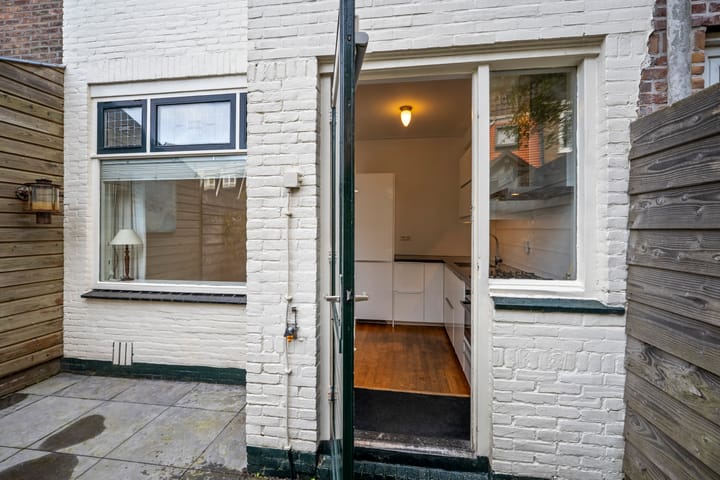 Foto 16 van Karel van Manderstraat 108