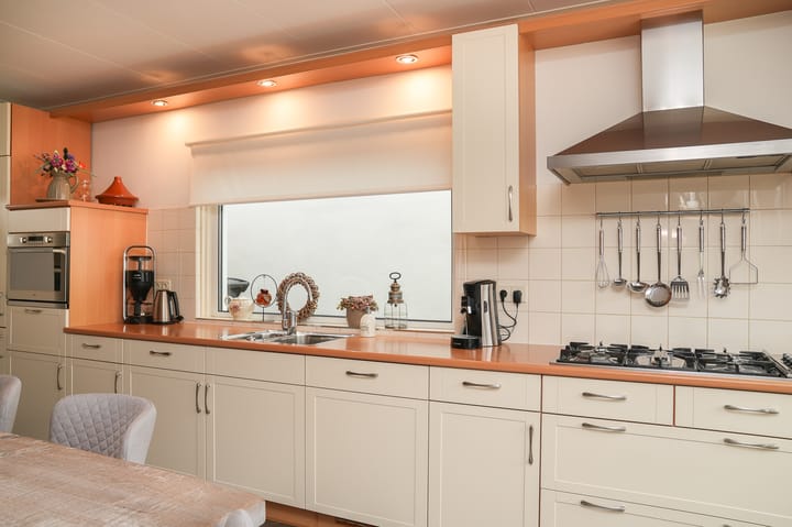 Foto 14 van Parallelweg 7