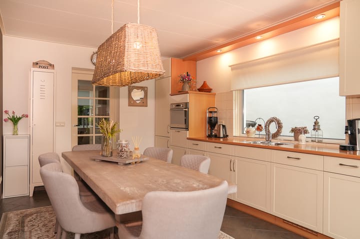 Foto 12 van Parallelweg 7