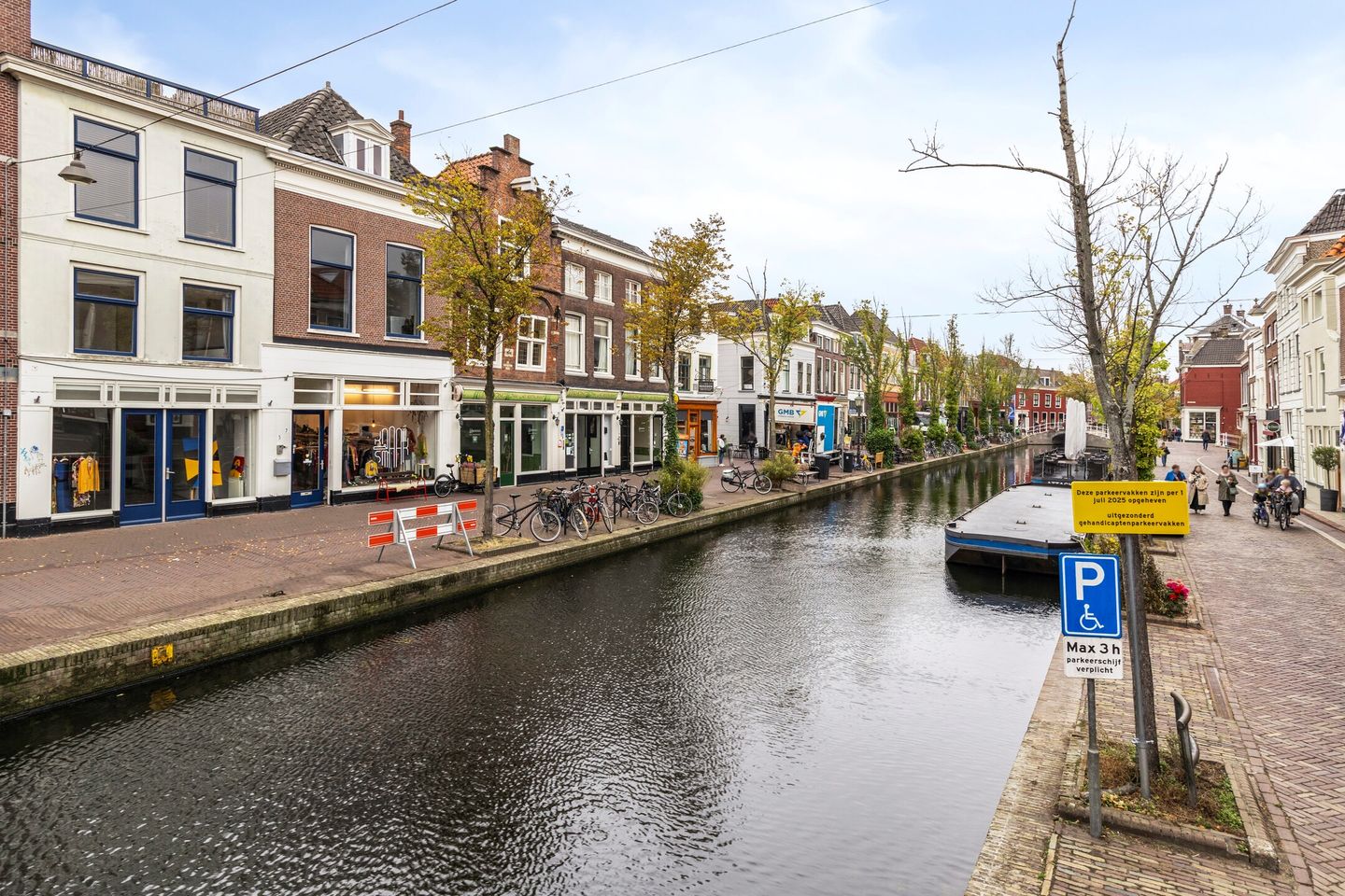 View photo 3 of Vrouwjuttenland 5