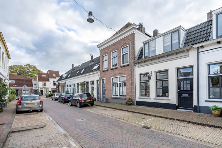 Photo 6 of Heilige Geeststraat 26