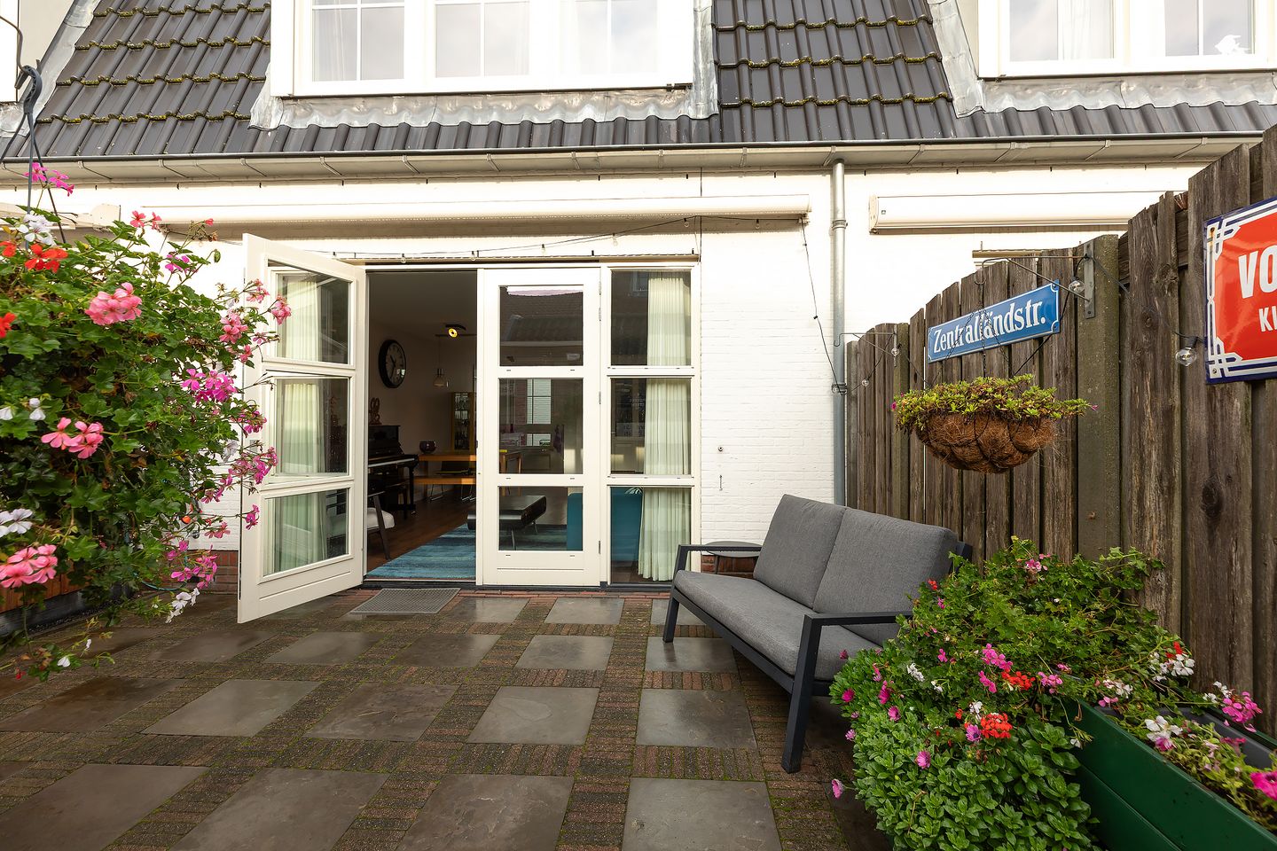 Foto 20 van Maria Beshof 32