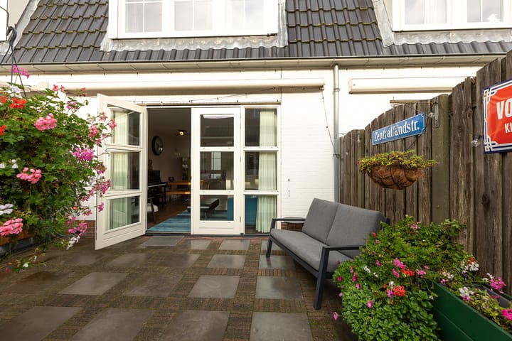 Foto 20 van Maria Beshof 32