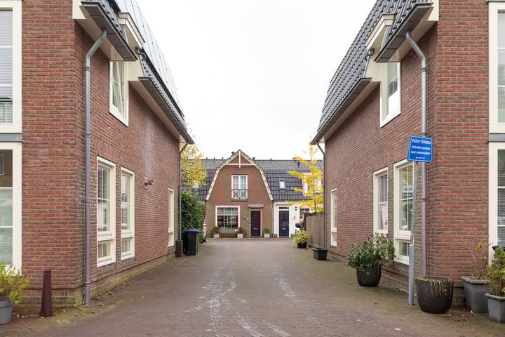 Foto 24 van Maria Beshof 32