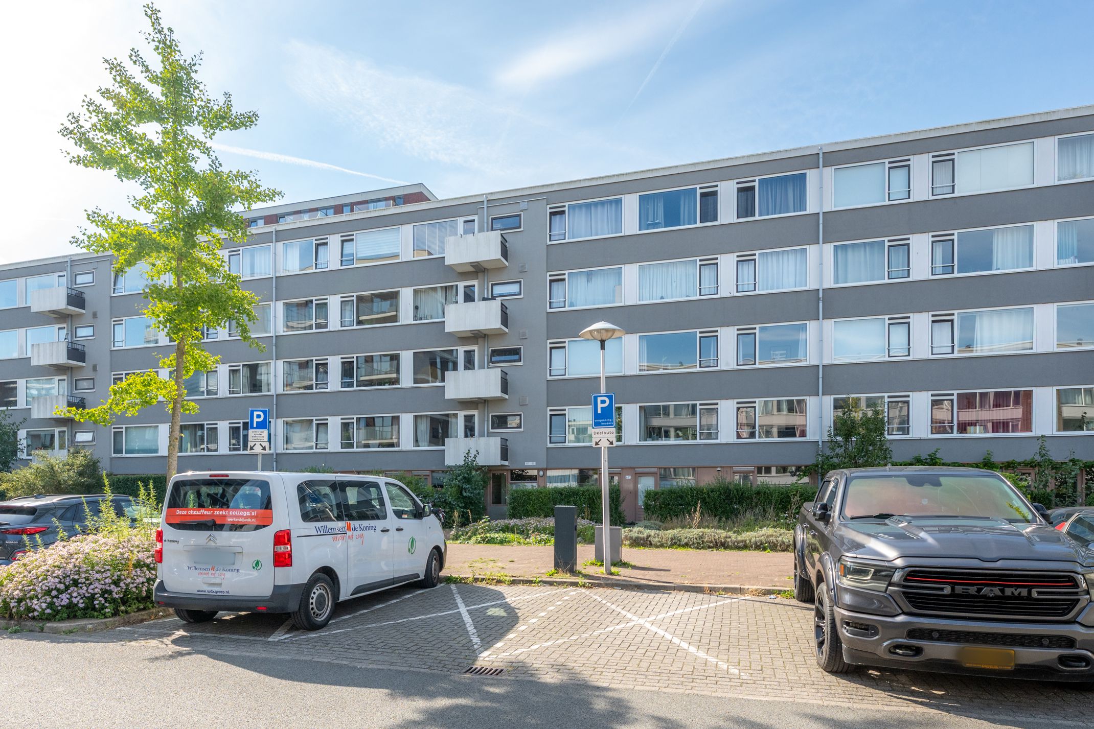 Photo 60 of Auriollaan 73