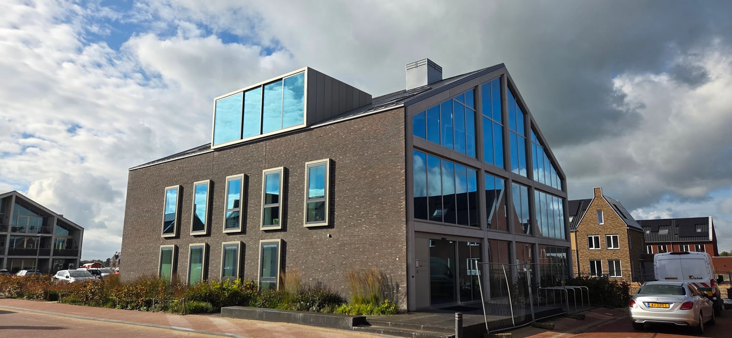 Foto 10 van Limousinstraat 23