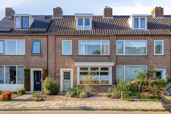 Foto 5 van Irenestraat 11