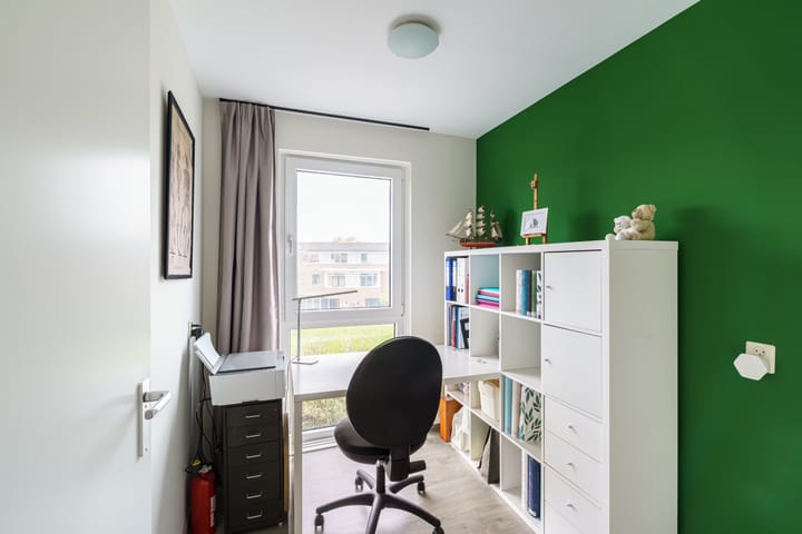 Foto 15 van Regenboog 52