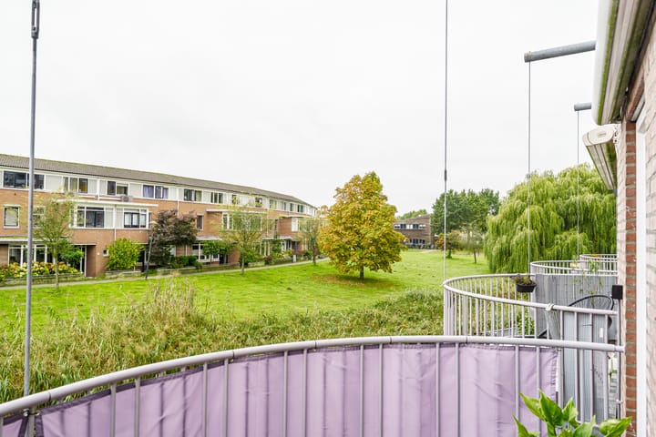 Foto 17 van Regenboog 52