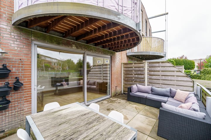 Foto 28 van Regenboog 52