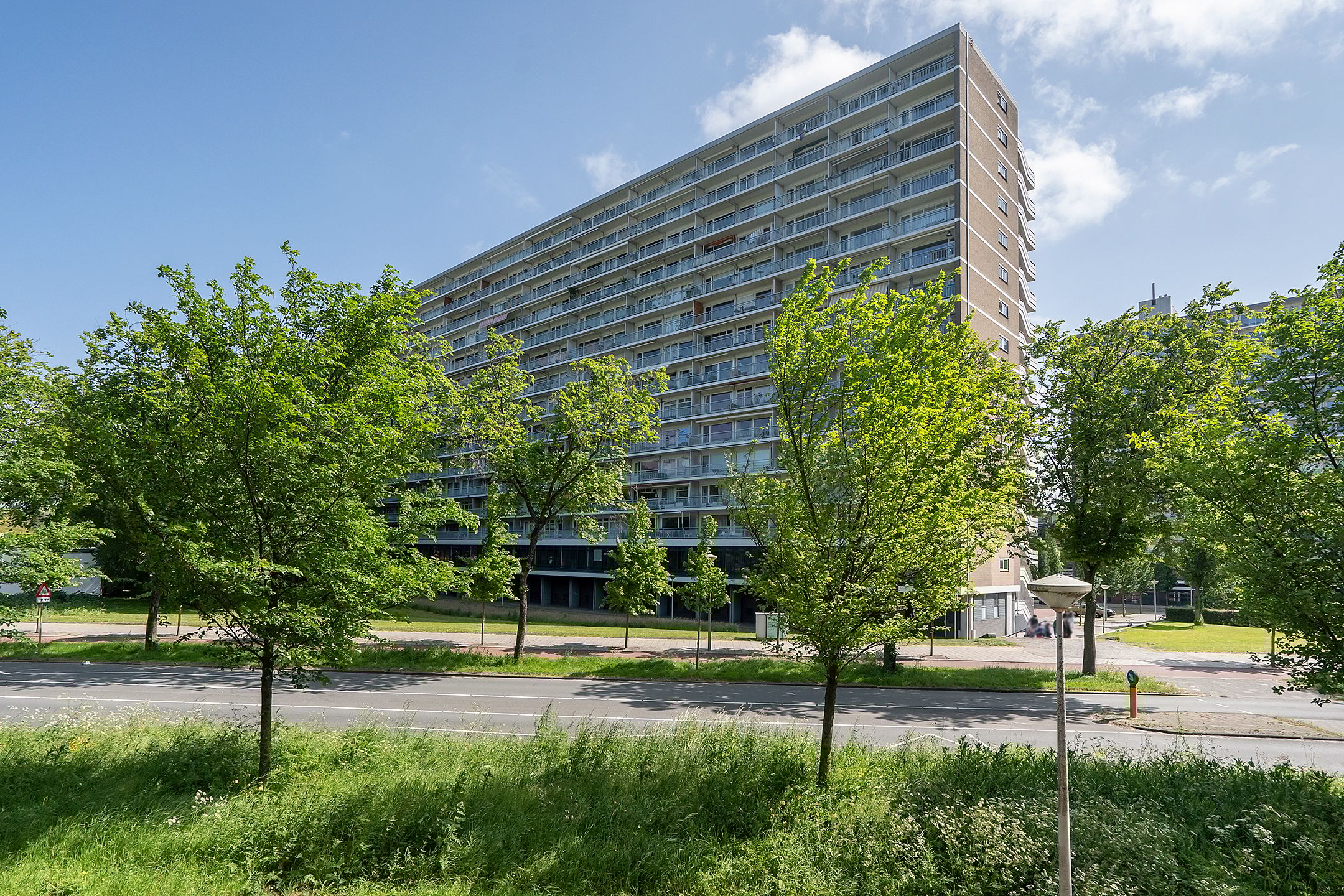 Foto 27 van Burgemeester Hogguerstraat 1223