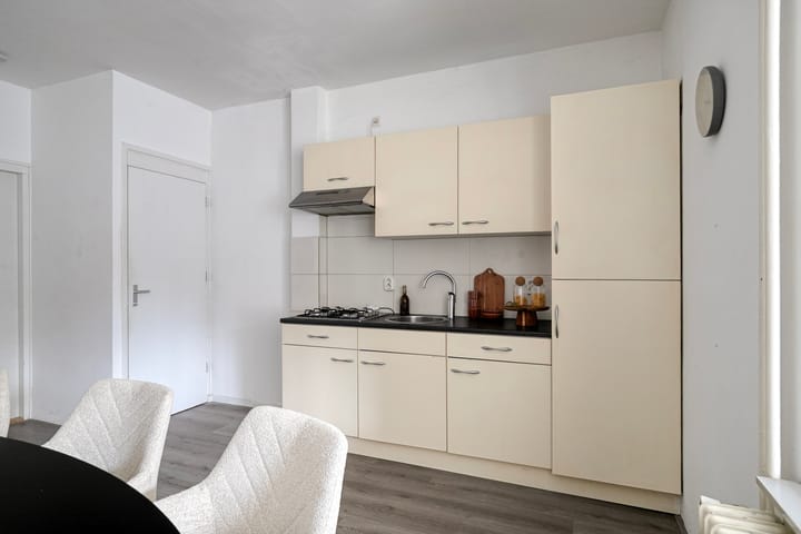 Foto 12 van Klundertstraat 25