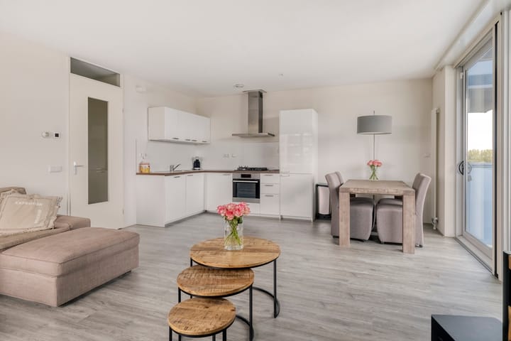 Foto 2 van Poolcirkelstraat 18