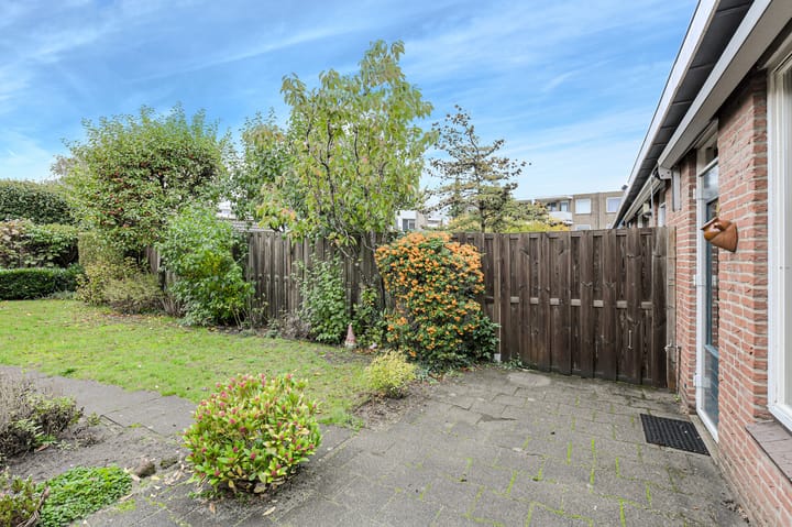 Foto 38 van Van Reesstraat 15