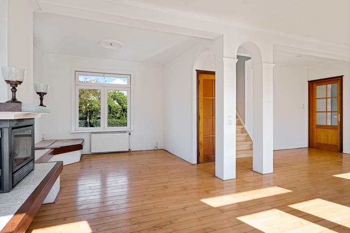 Photo 12 of Jagerstraat 15