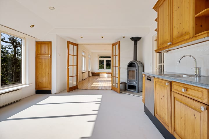 Photo 17 of Jagerstraat 15