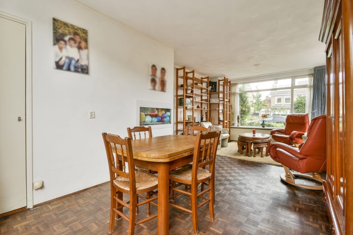 Foto 8 van Julianalaan 36