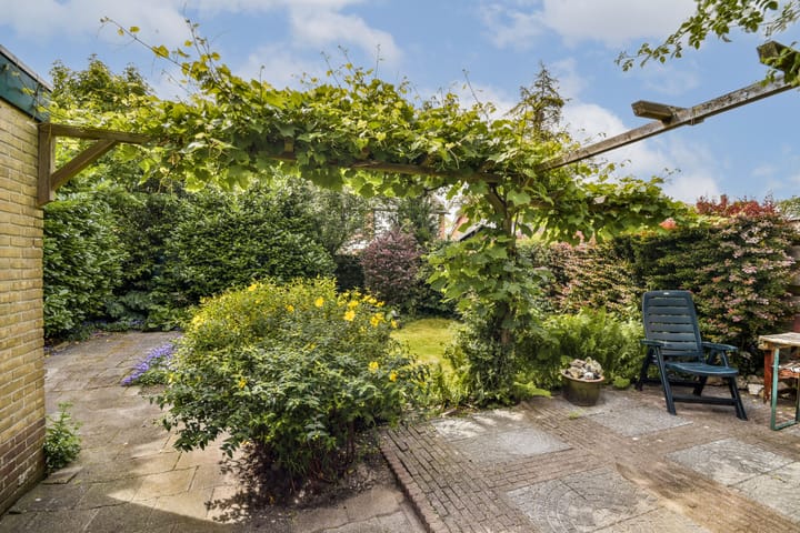 Foto 11 van Julianalaan 36