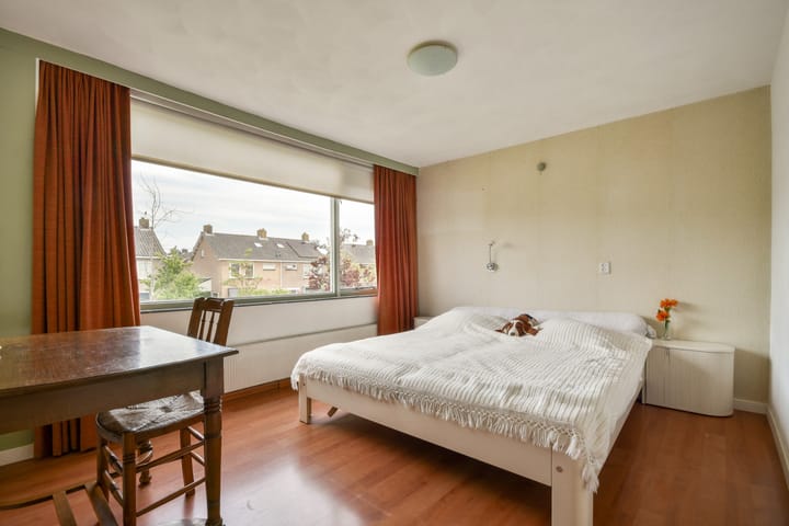 Foto 15 van Julianalaan 36