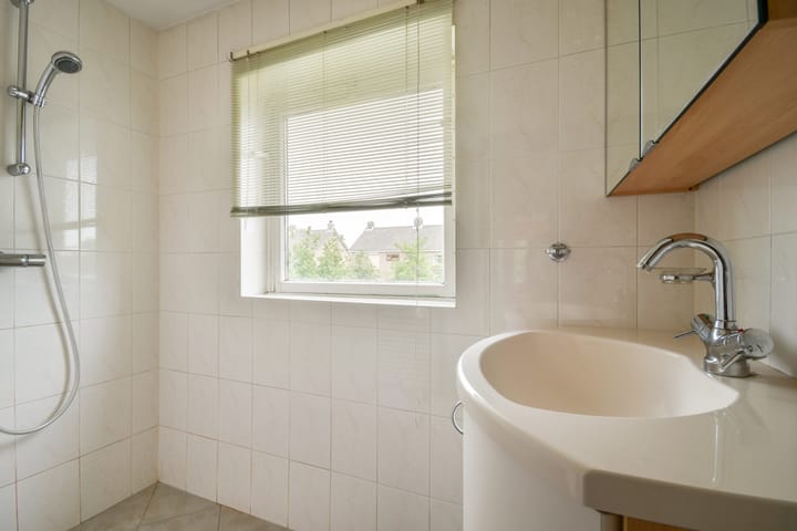 Foto 17 van Julianalaan 36