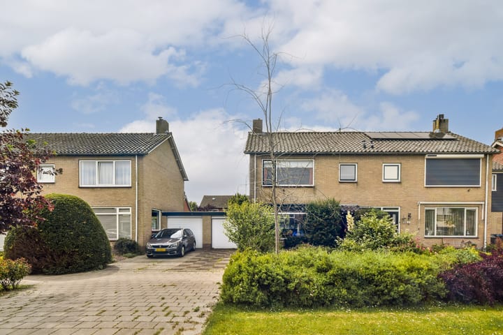 Foto 27 van Julianalaan 36