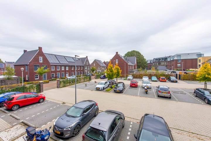 Photo 22 of Koningsoordlaan 188