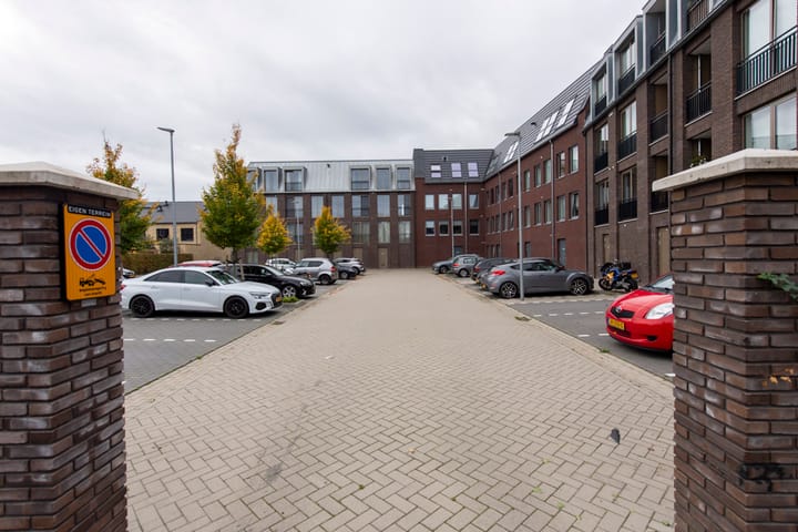 Photo 30 of Koningsoordlaan 188