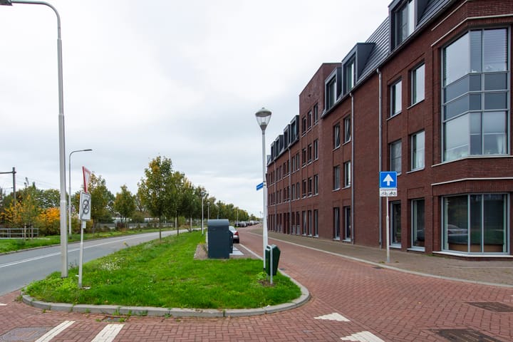 Photo 33 of Koningsoordlaan 188