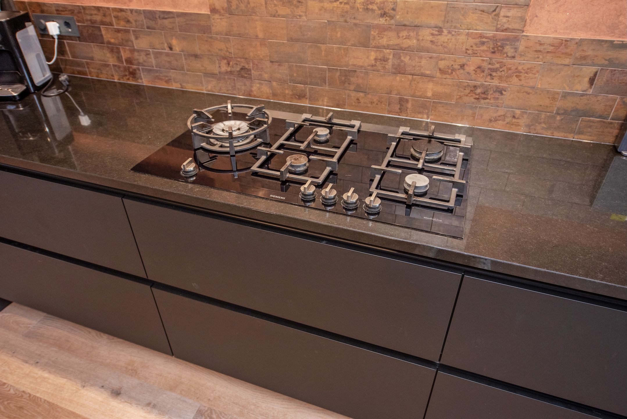 Foto 12 van Delftsestraatweg 161