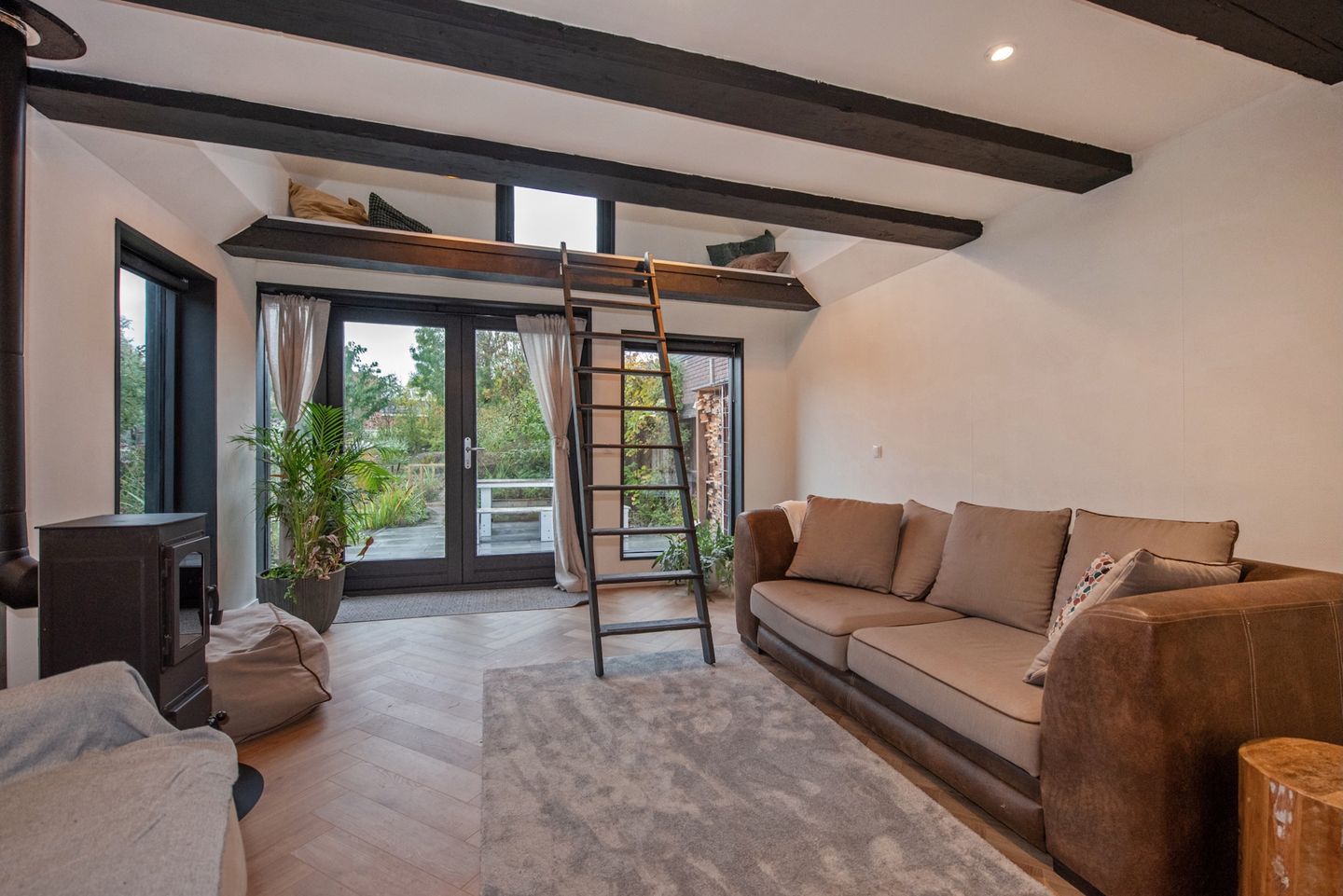 Foto 50 van Delftsestraatweg 161