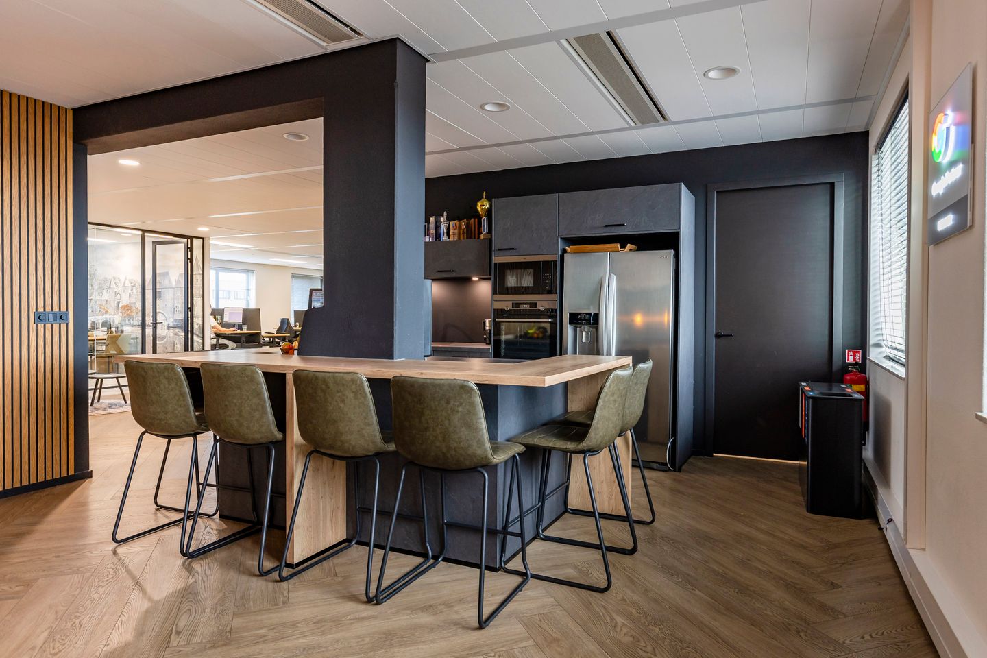 Bekijk foto 5 van Piet Mondriaanplein 23